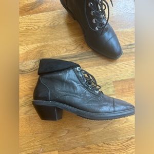 Kelsi Dagger Lace Boot 10 Black